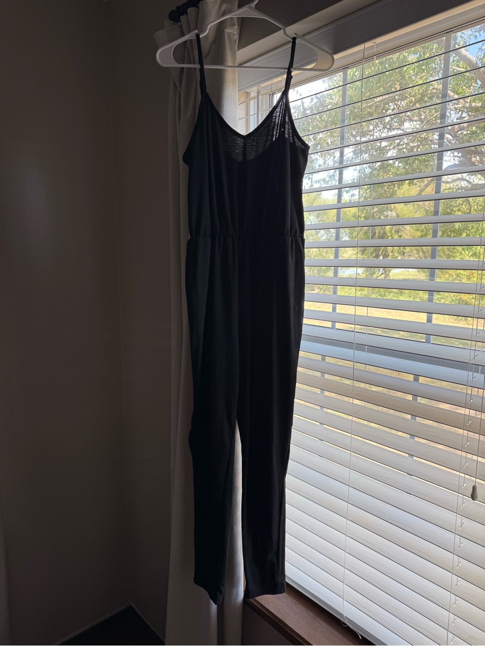 Women’s Black Sleeveless Jumpsuit
